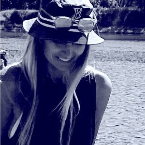 Meet your Posher, Jane